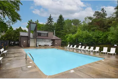 9206 N 70th St #3, Milwaukee, WI 53223 - Photo 32