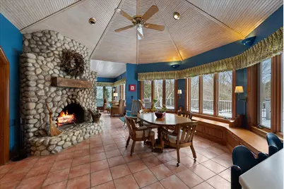 303  Washington Dr, Trenton, WI 53095 - Photo 6