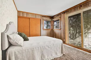 W147N8368 Manchester Dr, Menomonee Falls, WI 53051 - Photo 6