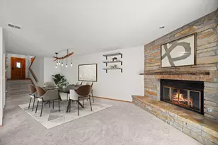 N89W16327 Main St, Menomonee Falls, WI 53051 - Photo 2