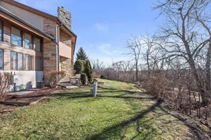 N89W16327 Main St, Menomonee Falls, WI 53051 - Photo 30