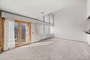 N89W16327 Main St, Menomonee Falls, WI 53051 - Photo 6