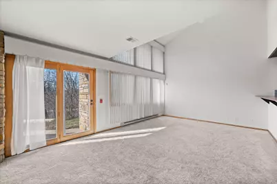 N89W16327  Main St #A7, Menomonee Falls, WI 53051 - Photo 8