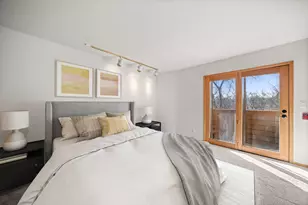 N89W16327 Main St, Menomonee Falls, WI 53051 - Photo 16