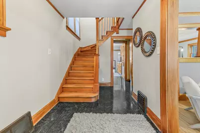 3046 N Newhall St, Milwaukee, WI 53211 - Photo 6