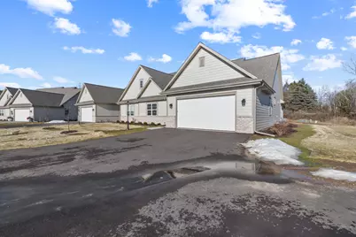 1793  Cedar Ridge Dr #215-1, Slinger, WI 53086 - Photo 4