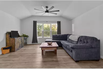 2321  Marshall Sq, Racine, WI 53139 - Photo 10