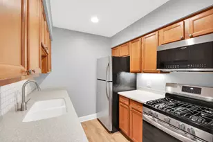 108 Evelyn Ln, Lake Geneva, WI 53147 - Photo 10