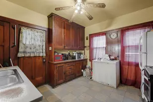 3906 N 6th St, Milwaukee, WI 53212 - Photo 4