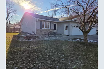 2209  Virginia Dr, Manitowoc, WI 54220 - Photo 24