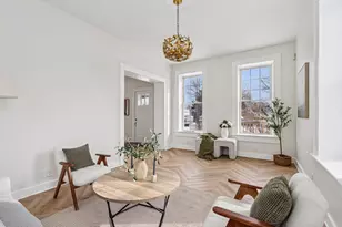 2048 Shoop St, Racine, WI 53404 - Photo 4