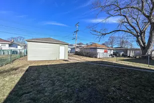 7218 W Carmen Ave, Milwaukee, WI 53218 - Photo 24