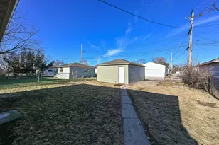 7218 W Carmen Ave, Milwaukee, WI 53218 - Photo 22