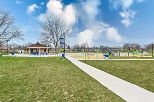 7218 W Carmen Ave, Milwaukee, WI 53218 - Photo 24