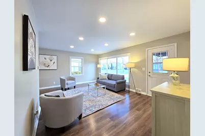 2224 W Rohr Ave, Milwaukee, WI 53209 - Photo 12