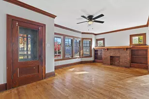 2403 N 49th St, Milwaukee, WI 53210 - Photo 10