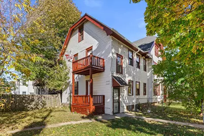 2403 N 49th St #2405, Milwaukee, WI 53210 - Photo 4