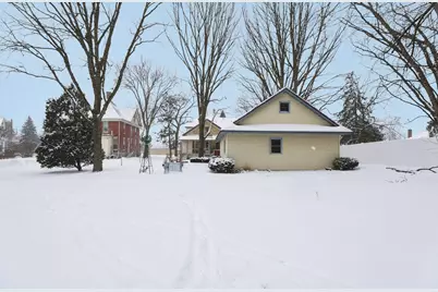 216 E Madison St, Lake Mills, WI 53551 - Photo 42