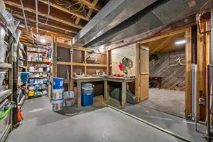 W341N6716 Lancelot Dr, Oconomowoc, WI 53066 - Photo 38