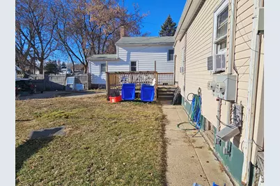 4702  8th Ave, Kenosha, WI 53140 - Photo 4