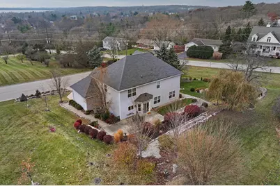 699  Stone Ridge Dr, Lake Geneva, WI 53147 - Photo 34