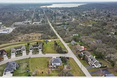 699  Stone Ridge Dr, Lake Geneva, WI 53147 - Photo 36