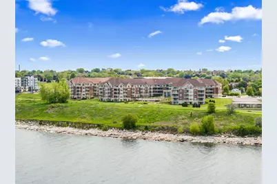 4100 S Lake Dr #414, Saint Francis, WI 53235 - Photo 34