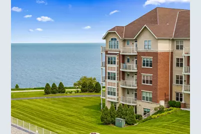 4100 S Lake Dr #414, Saint Francis, WI 53235 - Photo 32