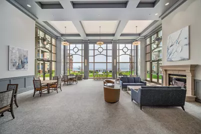 4100 S Lake Dr #416, Saint Francis, WI 53235 - Photo 8