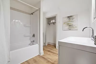 319 W Linden Dr, Jefferson, WI 53549 - Photo 18