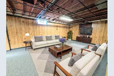 4127 S 89th St, Greenfield, WI 53228 - Photo 18