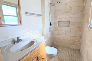 4127 S 89th St, Greenfield, WI 53228 - Photo 12