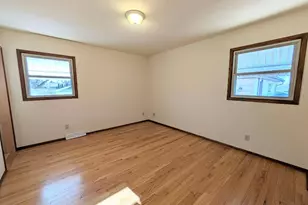 4127 S 89th St, Greenfield, WI 53228 - Photo 28