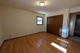 4127 S 89th St, Greenfield, WI 53228 - Photo 30