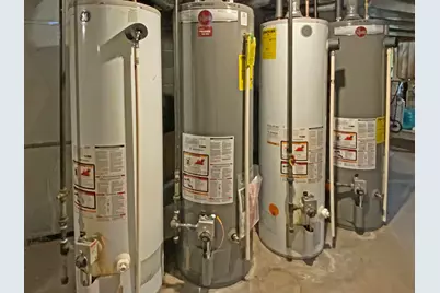 870  Perkins Ave, Waukesha, WI 53186 - Photo 12