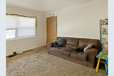 870  Perkins Ave, Waukesha, WI 53186 - Photo 8