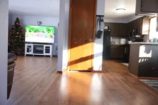 215 Prospect Cir, Shawano, WI 54166 - Photo 12