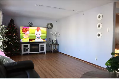 215  Prospect Cir, Shawano, WI 54166 - Photo 4