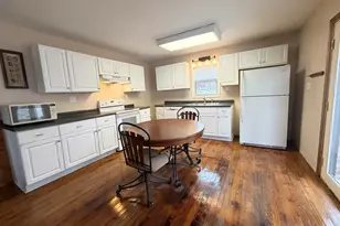 6341 Johnston Dr, Two Rivers, WI 54241 - Photo 4