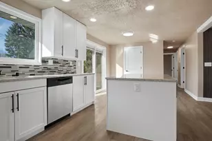 1143 3rd St, Lomira, WI 53048 - Photo 10