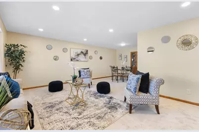 7975 S Wynbrook Ct, Oak Creek, WI 53154 - Photo 2