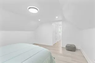 550 N Riverside Dr, Saukville, WI 53080 - Photo 20