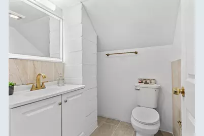 550 N Riverside Dr, Saukville, WI 53080 - Photo 22