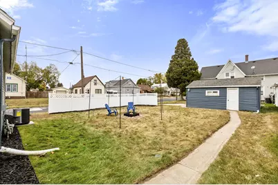 1143 S 23rd St, Manitowoc, WI 54220 - Photo 22