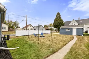 1143 S 23rd St, Manitowoc, WI 54220 - Photo 22