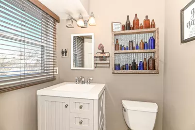 2710  Lander Ln, Waukesha, WI 53188 - Photo 18