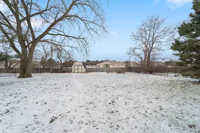 6585 N Range Line Rd, Glendale, WI 53209 - Photo 28