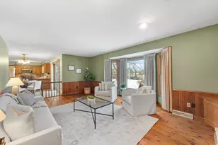 6585 N Range Line Rd, Glendale, WI 53209 - Photo 12