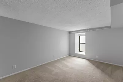 270 E Highland Ave #1021, Milwaukee, WI 53202 - Photo 24