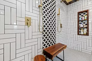 1821 N Vel R. Phillips Ave, Milwaukee, WI 53212 - Photo 32